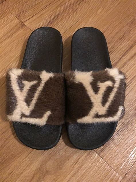 louis vuitton slippers 2020.